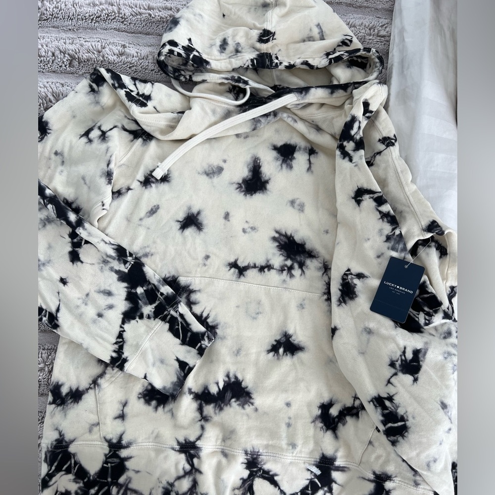 Unisex Tie Dye Lucky Brand Hoodie NWT